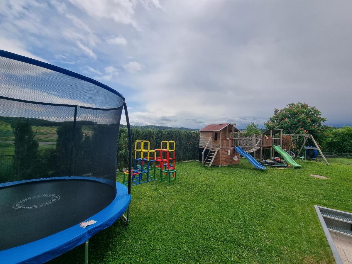 Ferienwohnung Biosphaerenblick Munsingen Bagian luar foto